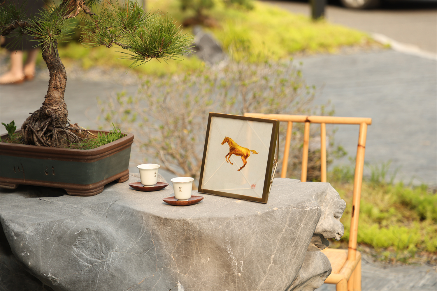 Riding the Wind, Bearing Auspice <span>(Handcrafted Suzhou Embroidery Art Object)</span>