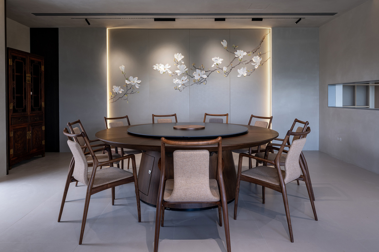 Warm Magnolia Shadows <span>(Backlit Embroidery Wall)</span>